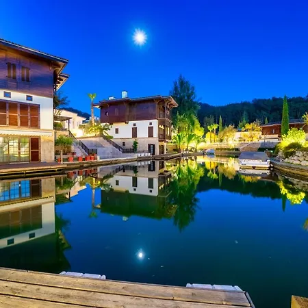 Portville Canal Side Villas 65 Villa Göcek